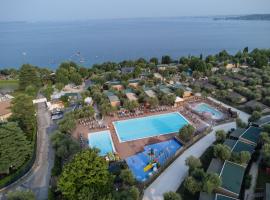 Colombaia Village, hotel en Padenghe sul Garda