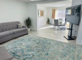 Cozy Modern 3BR With Free Parking Fast WiFi, hotel Richmond Hillben