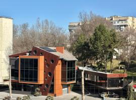 Green Park Lakeside, hotel u gradu Čišinau