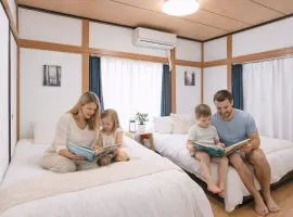 6 minutes walk from Ichikawa Station Single-family house with 3 bedrooms and 1 living room Rich living facilities around