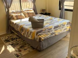 Heidi's Apartment's, hotel i Mpemba