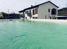 Cà d'Rita Monferrato - Barbera idromassaggio e piscina esterni, hotel a Vinchio