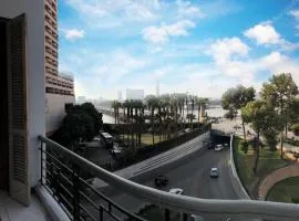 Royal Garden Hotel Downtown