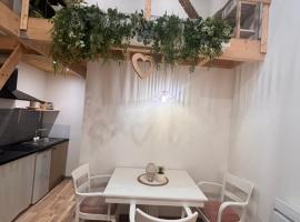 Le Nid de la Grange Duplex cosy et avec mezzanine, hotel a Maîche