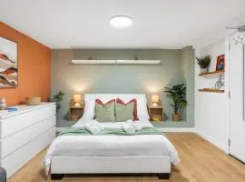 Heart of North Laine - Stylish Bond Street Studio