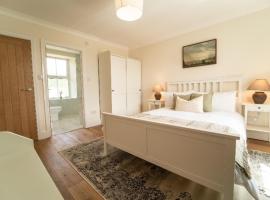Foundry Farm House - 4 bedrooms, hotel a Hexham