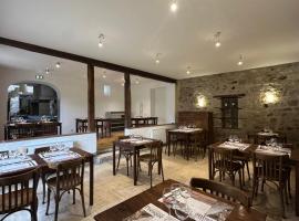 Le Rhum Antik, hotel v destinaci Puybrun