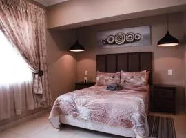 Rusty Estate - Self Catering