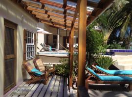 Amanda's Place Green Studio - pool and tropical garden, apartamentai mieste Kolkerio sala