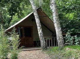 Camping 3 étoiles - Piscine - ccbeh00