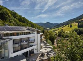 ElzLand Hotel Pfauen WELLNESS & SPA, hotell i Elzach