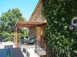 Family Gîtes on Domaine du Cammazet with countryside views and pool