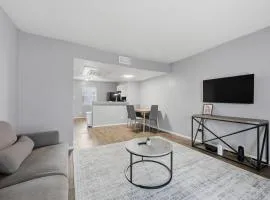 Bright 2BR townhome with open living space