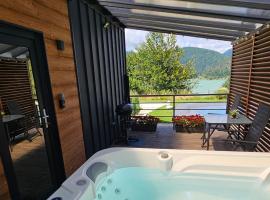 Tiny 1 Lakeforest Dedinky Wellness, hotel v mestu Dedinky