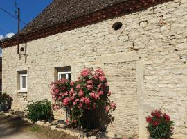 Gîte L'échappée Bleue, hotel a Saint-Germain-du-Plain