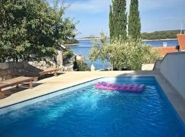 Sunset Villa, hotel em Maslinica