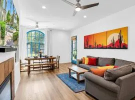 Modern King 2BR-2BA-Garage Legacy Villa near Main Pool