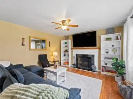 2 King Near Mill Creek Park 70 Inch TV