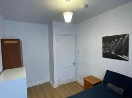 Comfort Double Room near Airport - 5