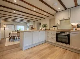 Charming 3-Bed Cottage in Stunning Yorkshire Dales Location, Swaledale - by MCPI Hosting, Ideal for Families, Couples, Walkers & Groups