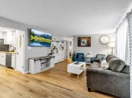 New 3BDRM Centrally Located Free Parking AC