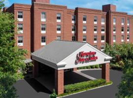 Hampton Inn & Suites Charlottesville at the University, hotel in Charlottesville