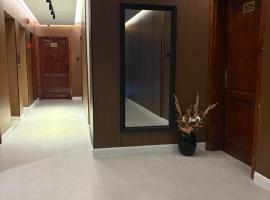 المدينه للشقق المخدومة, Hotel in Sīdī Ḩamzah