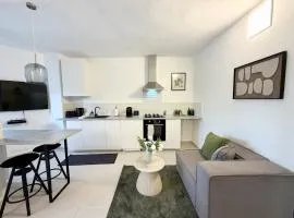 Le Nid Émeraude - Suite pour 2 à Cocody-Angré