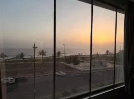 استوديو فاخر مطل على البحر