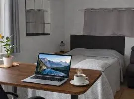 Studio calme étape PRO Flers - parking privé - wifi fibre