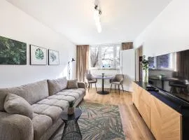 Hieronima 3 I Bródno Metro Station I By PerfectApart