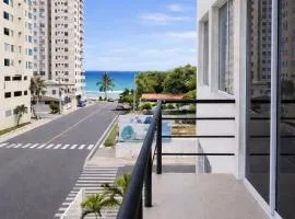 Elegant Chipipe Apartment Walk to the Beach