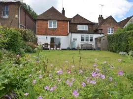 3 Bed in Robertsbridge oc-sx924