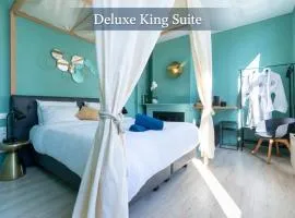 Hotel Entree - View of Canal Bruges