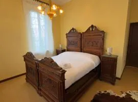 Il "Nido di Achille" in Centro - 2 piani di privacy e massimo comfort!