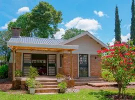 The Cottage -Wood & Wind Retreats