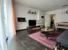 Moderne 3-Zimmer-Wohnung 6 Gäste U-Bahn zur Messe Parkplatz