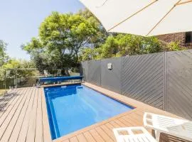 Belle Mer at the Bay, 86 Galoola Dr - Pool, Linen , Air Conditioning and Pet Friendly