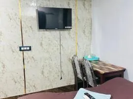 Hidden key guest house