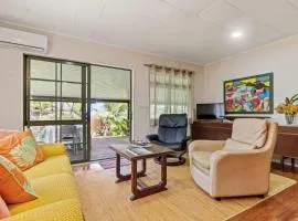 Peaceful 2BR Garden Bungalow