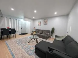 2BR Suite Near YYC Airport and Downtown 4404 UP