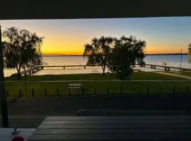 Bella Vista Waterfront