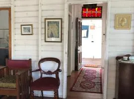 Olunda - 17 Emu Street, Emu Park