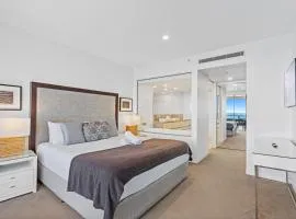 Skyhome 2BR Ocean Views Surfers Paradise