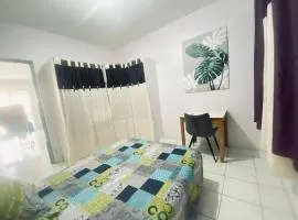 Chambre cosy près de la plage à Fort de France