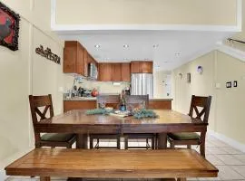 Well Kept Condo CS#3 - Pets OK