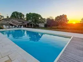 Belle Maison Avec Piscine