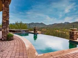 Luxe Scottsdale Desert Oasis • Infinity Pool Spa Panoramic Views Firepit