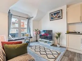 1Bedroom Maisonette - Sleeps 4 - 2 Toilets - Fast WiFi