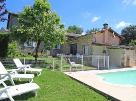 La couze, hotel Razès városában